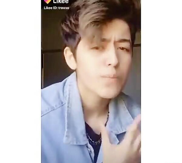 عکس حمیدرضا روحی و مادرش