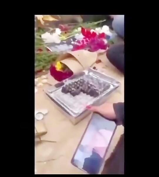 عکس حمیدرضا روحی و مادرش