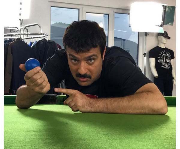 عکس احمد مهرانفر و خانوادش