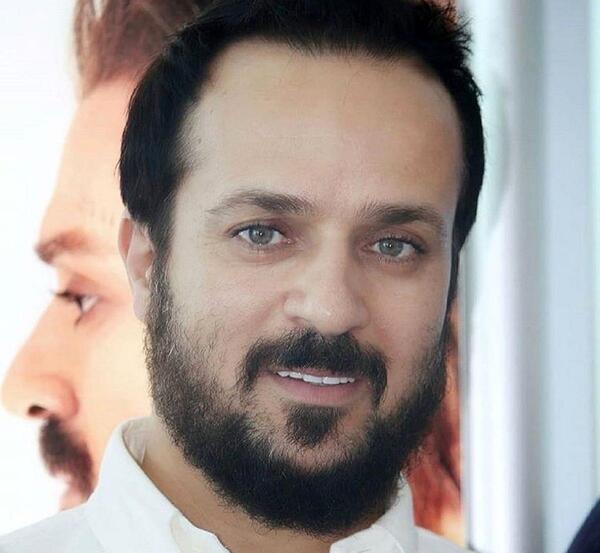 عکس احمد مهرانفر و خانوادش