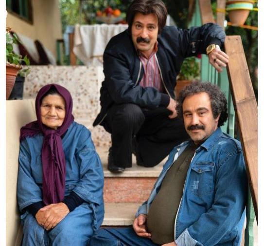 عکس احمد مهرانفر و خانوادش