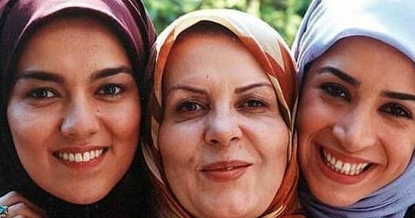 عکس زهره فکور صبور در سریال نرگس