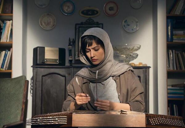 عکس زهره فکور صبور در سریال نرگس