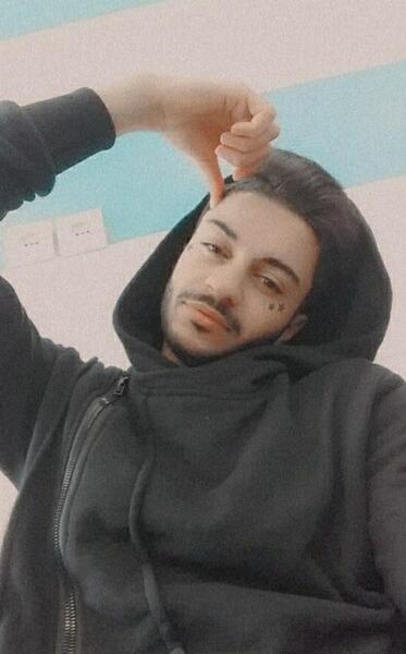 عکس فیک پسر چندتایی