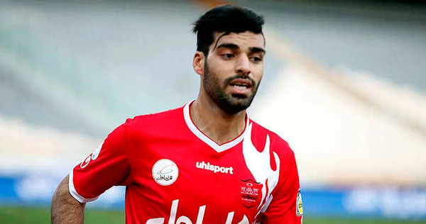 عکس مهدی طارمی با کت و شلوار