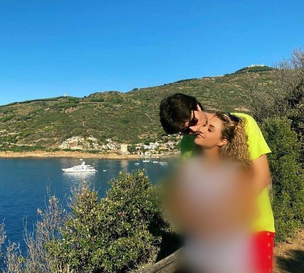 عکس با حجاب ناهید لیان