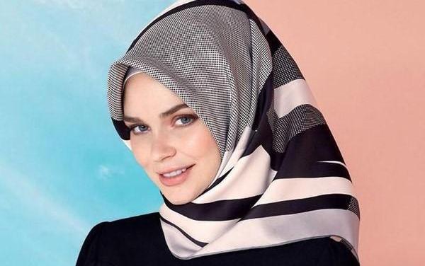 عکس روسری سفید مشکی
