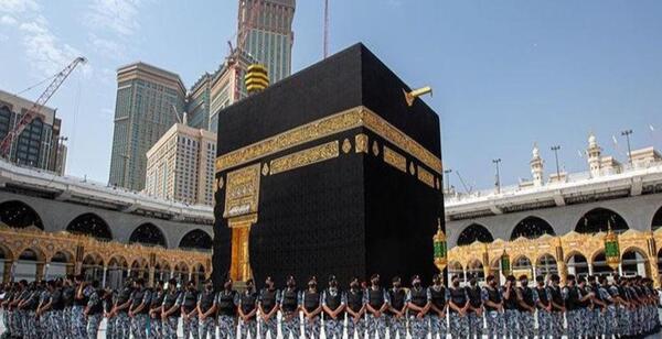 عکس نزدیک خانه خدا
