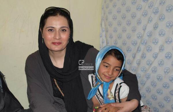 عکس بی حجاب پریوش نظریه