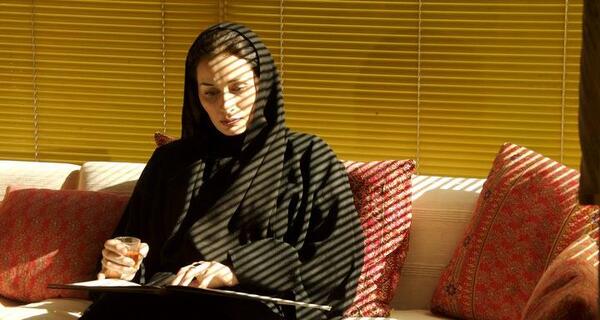 عکس بی حجاب پریوش نظریه