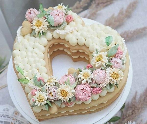 عکس لاکچری کیک تولد