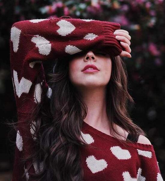 عکس دختر با موهای رنگی