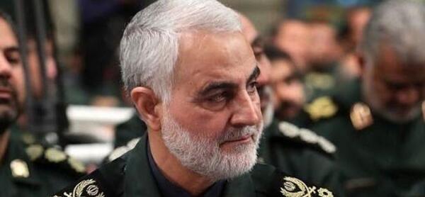 عکس شهید سلیمانی برای بک گراند