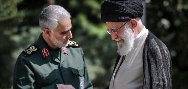 عکس شهید سلیمانی برای بک گراند