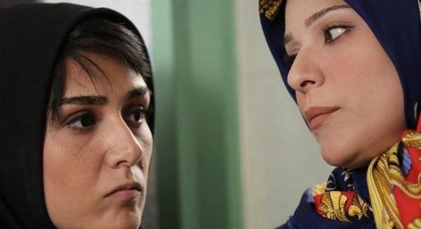 عکس باران کوثری در عرق سرد