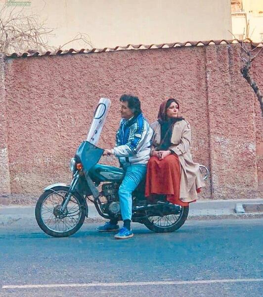 عکس باران کوثری در عرق سرد