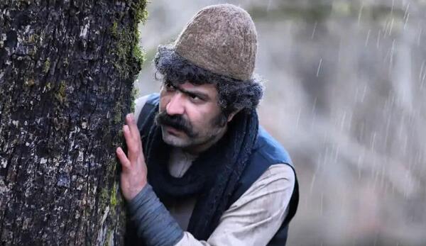عکس بازیگر نقش چاوش