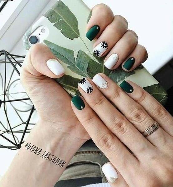 عکس مدل ژليش ناخن كوتاه