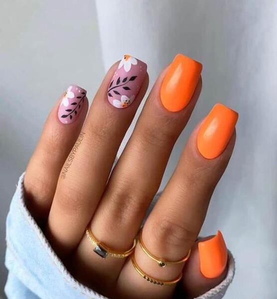 عکس طراحی ناخن با لاک نارنجی