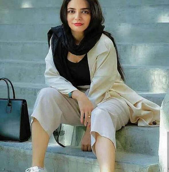 عکس لیندا کیانی بدون شلوار