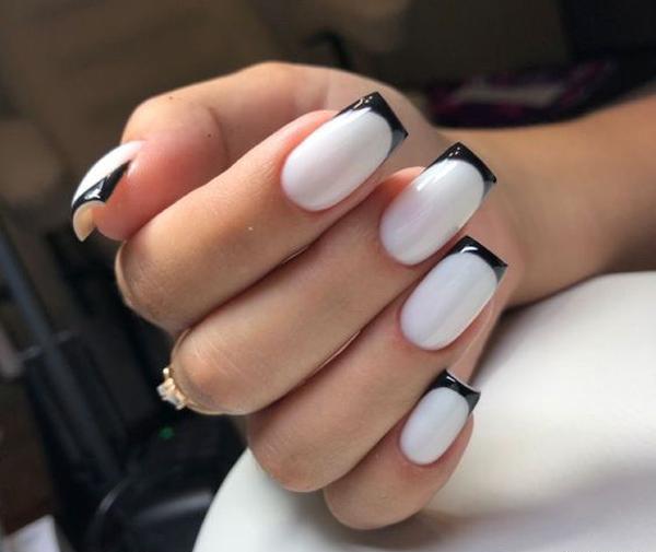 عکس مدل ناخن فرنچ سفید مشکی