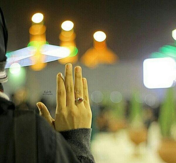 عکس گریه در بین الحرمین