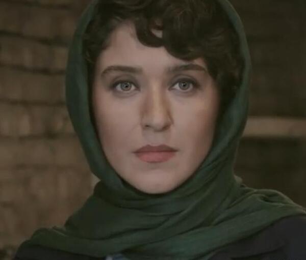 عکس مینو آذر