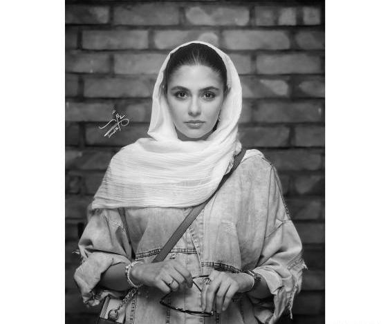 عکس مینو آذر
