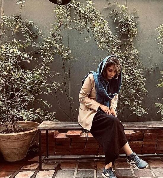 عکس مینو آذر