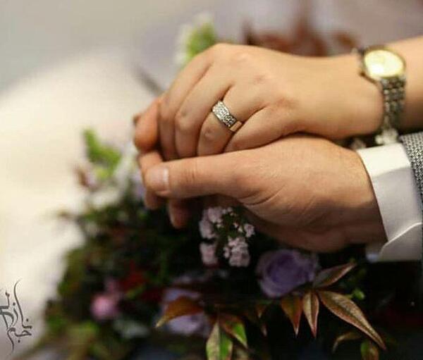 عکس دست دو نفره با حلقه