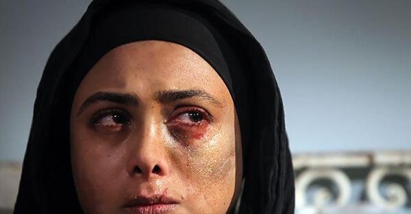 عکس آزاده صمدی درسریال انقلاب زیبا