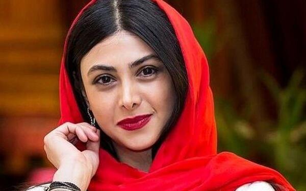 عکس آزاده صمدی درسریال انقلاب زیبا
