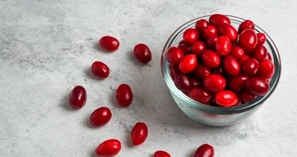 عکس میوه ی زغال اخته