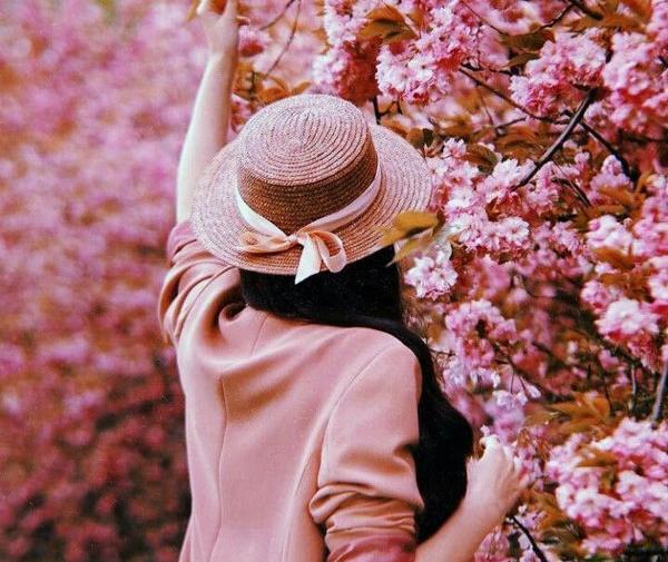 عکس پروفایل دخترانه از پشت سر