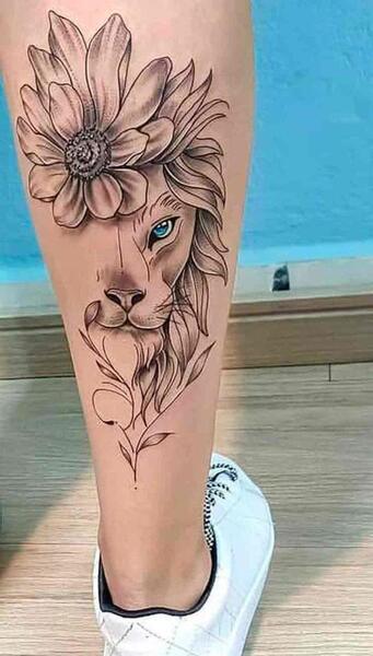 عکس تاتو دخترانه روی پا