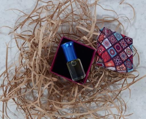 عکس عطر گل یاس