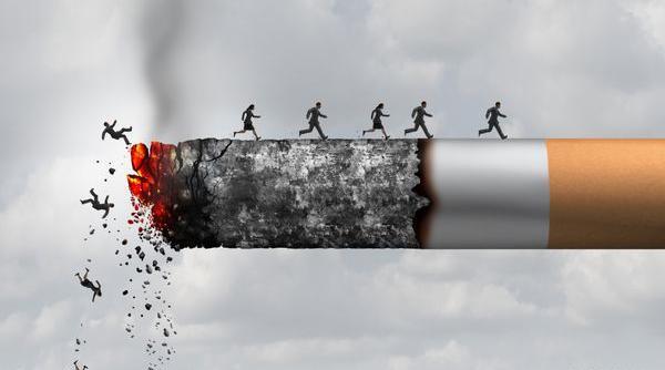 عکس مفهومی سیگار