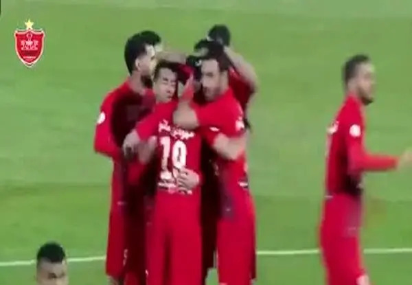 عکس همسر و فرزند وحید امیری