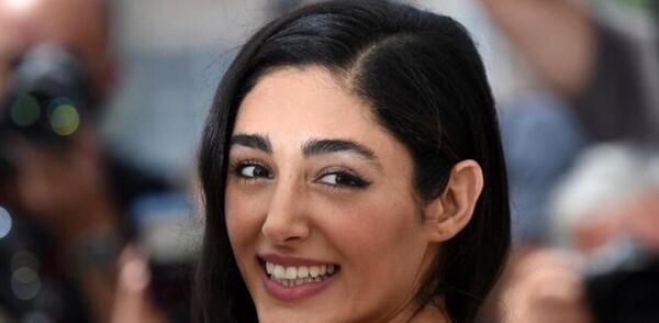 عکس مادر گلشیفته فراهانی در خارج از کشور