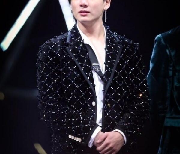 عکس لو رفته جونگ کوک