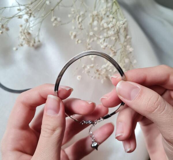 عکس دستبند ماری