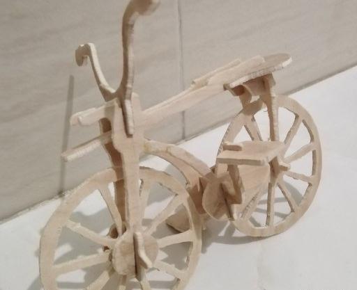 عکس دوچرخه چوبی