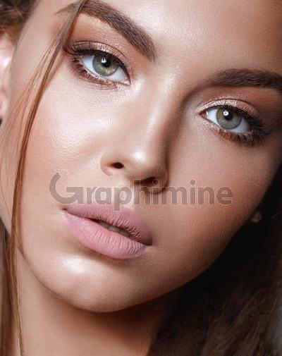 عکس زن زیبا چهره