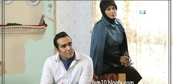 عکس پوریا پورسرخ با عینک