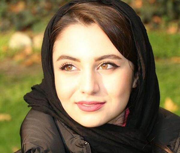 عکس گریه حدیث مدنی