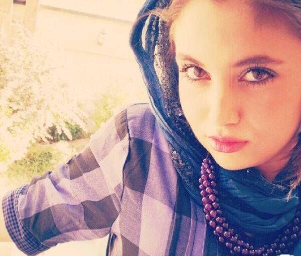 عکس گریه حدیث مدنی