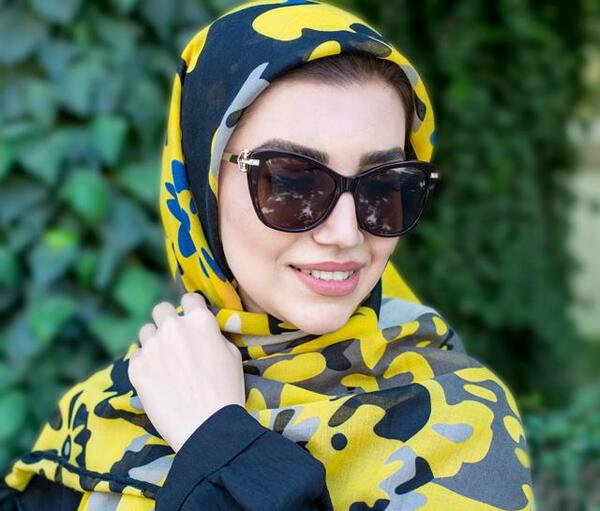 عکس دختر چادری با عینک افتابی