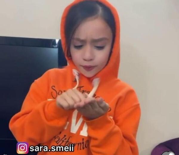 عکس خنده دار هلیا فارسی
