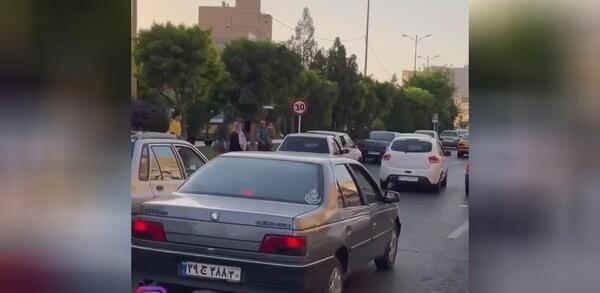 عکس خنده دار هلیا فارسی
