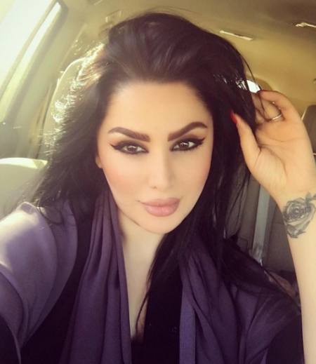 عکس دنیا جهانبخت بدون عمل